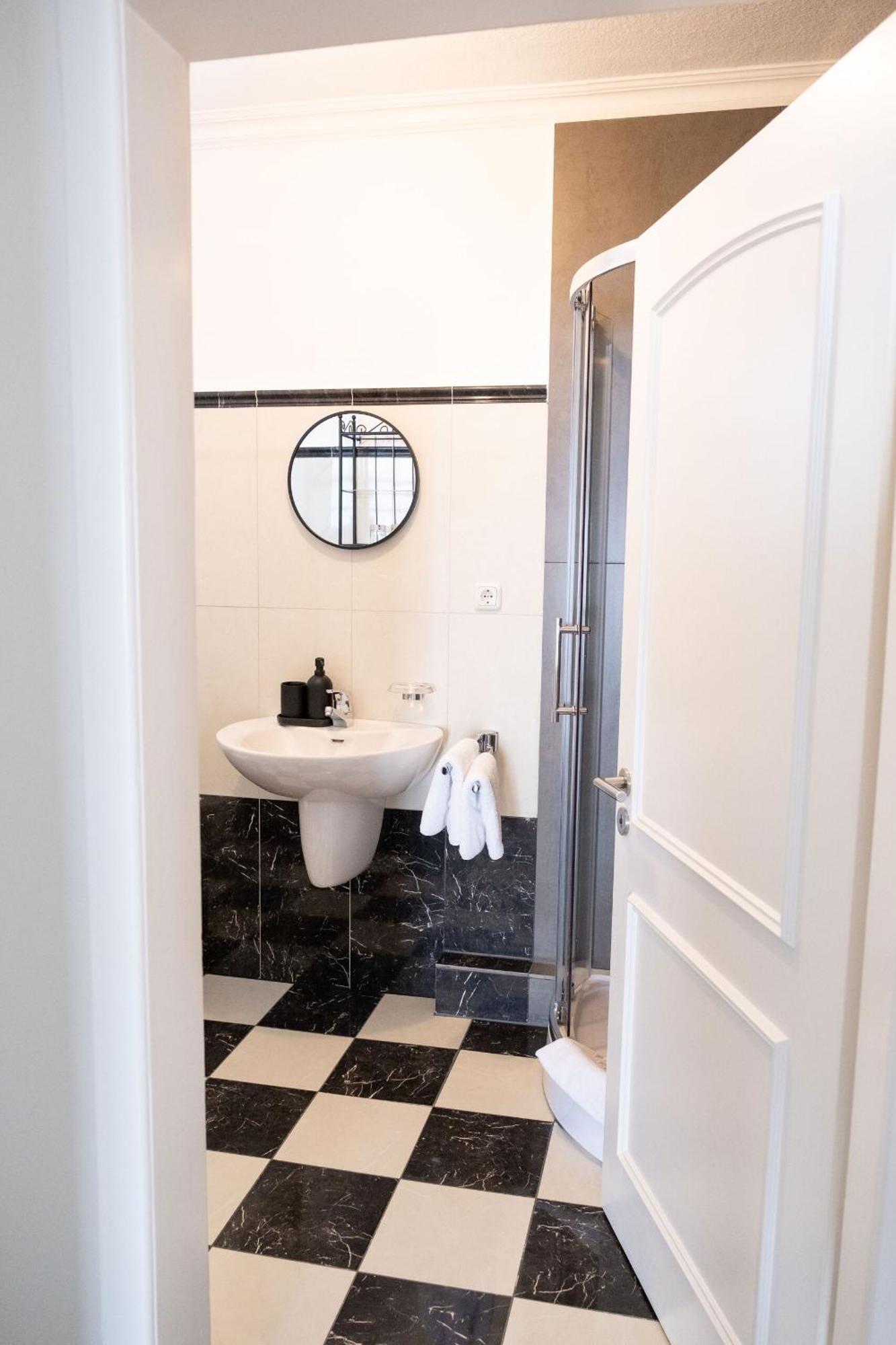 Cabinett 1876 トリッテンハイム 部屋 写真