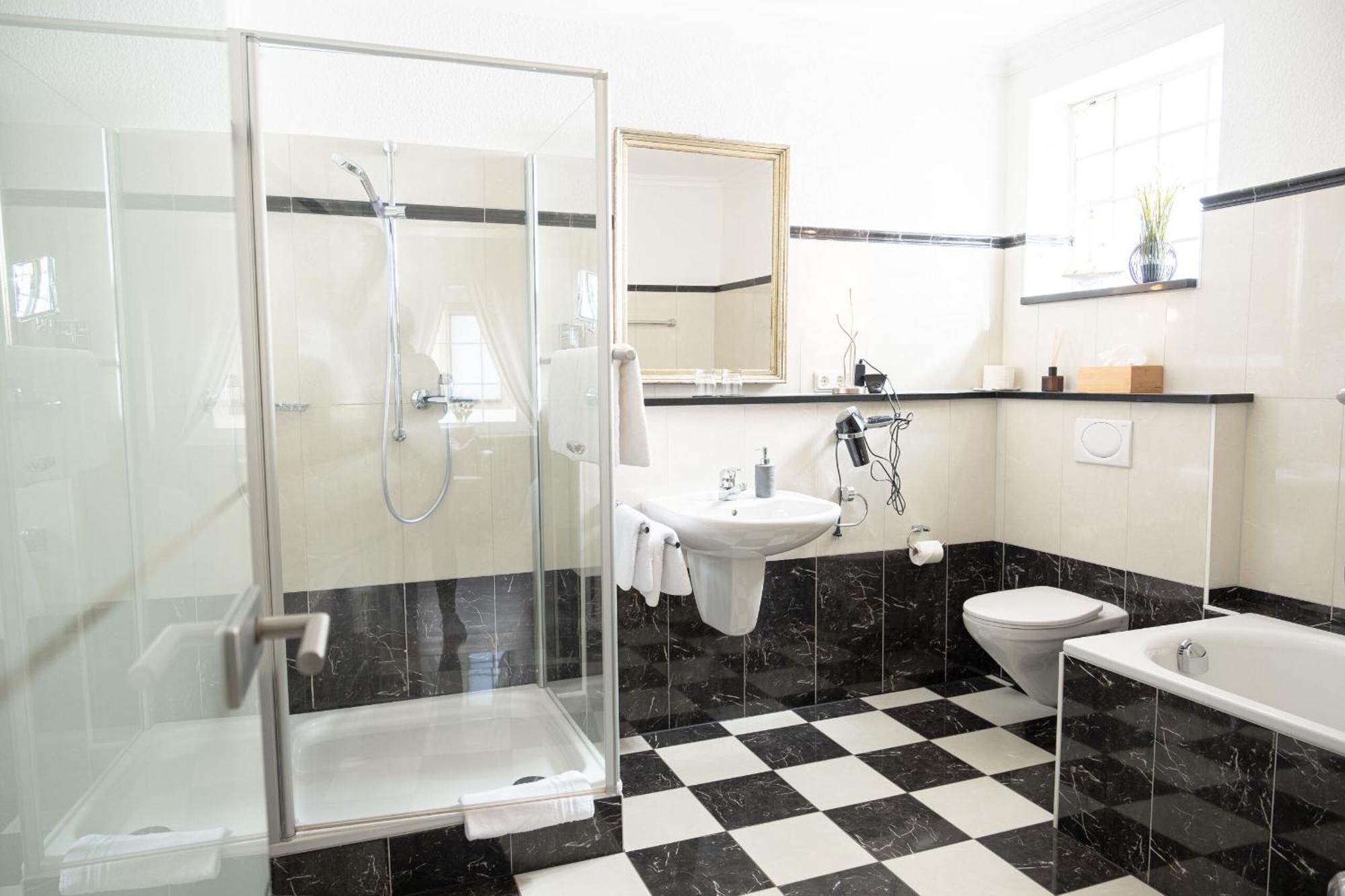 Cabinett 1876 トリッテンハイム 部屋 写真